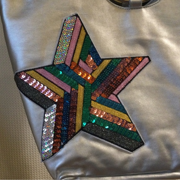 ๐6xHP!!๐๐ NWT! Silver Vegan Leather Bag ๐ - Picture 12 of 16